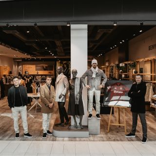 Stylová návštěva na Zličíně! ⚽✨ Hráči AC Sparta Praha zavítali do naší prodejny Steilmann Zličín, kde si vyzkoušeli nové...