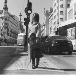 Nevíte, co si obléct na nadcházející sváteční chvíle? Comma má řešení – všestranné outfity na večeře, večírky i všechny...