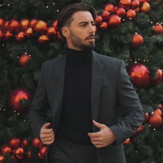 O svátcích záleží na detailech. S @digel.official správný oblek nejen zapadne do okamžiku — ale udělá rozdíl. ✨ #OOTD...